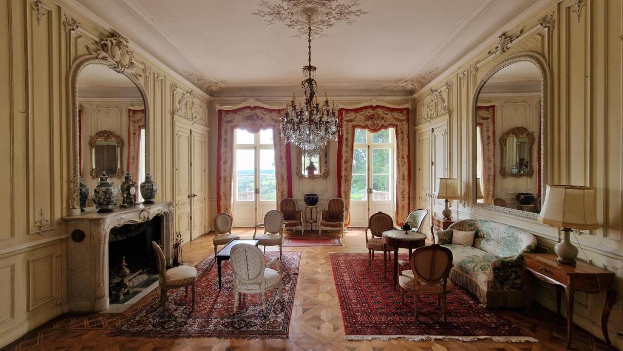 Couches Chateau De Montpatey Bed & Breakfast エクステリア 写真